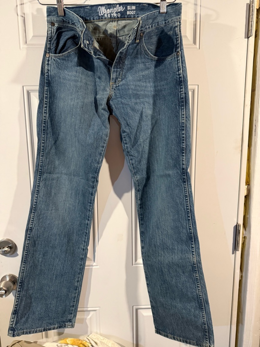 Wrangler Slim Boot Retro Jeans - Medium Blue Wash